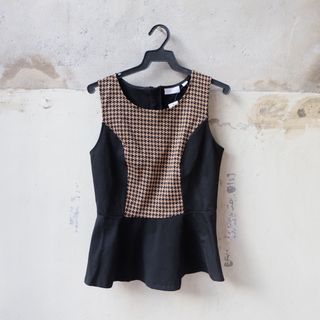 (Category: ) located in . Submitted by fio.preloved (Listing ID 1046588687, Image 1). Description: .