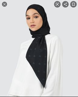 (Category: ) located in . Submitted by sueloveshop (Listing ID 1046616771, Image 1). Description: .