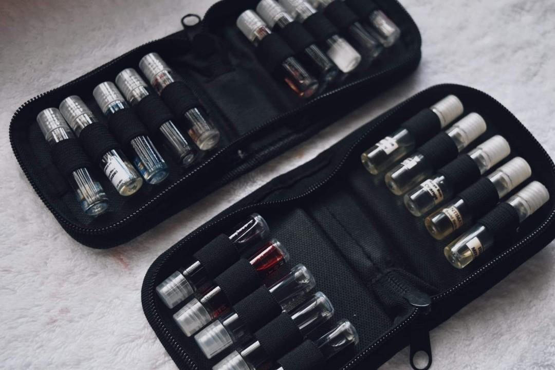 Perfume Sampling Pouch Organizer 10s