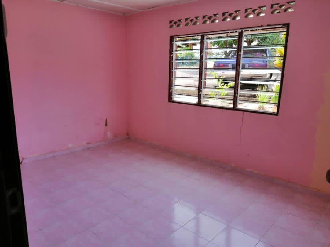 Rumah Kg Air Limau Masjid Tanah Property Rentals On Carousell