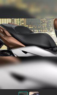 Xmax stock seat
