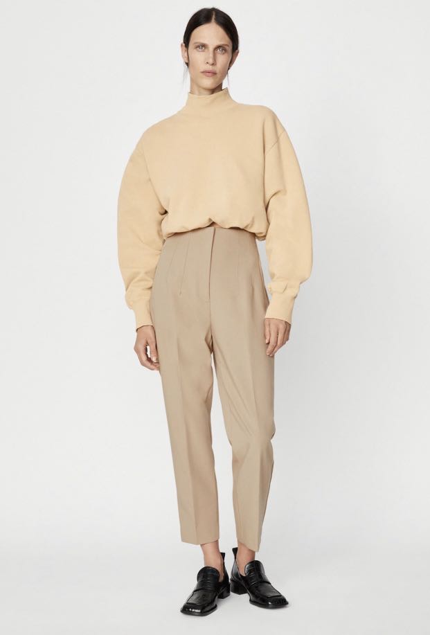 Zara Highwaist Trouser in camel M size, Women's Fashion, Bottoms, Other  Bottoms on Carousell