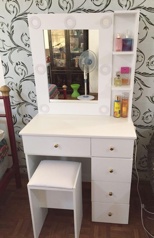 Vanity Mirror Dresser With Flat Led, Vanity With Dresser