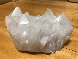 （分類：）位於 。 由 cheezzzzze 提交（商品編號 1052672347，圖片 1）。簡介： 。