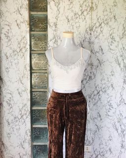(Category: ) located in . Submitted by _brandsforless_ (Listing ID 1052730505, Image 1). Description: .