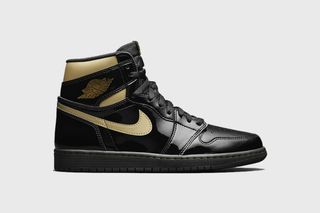 Nike air jordan black and gold online