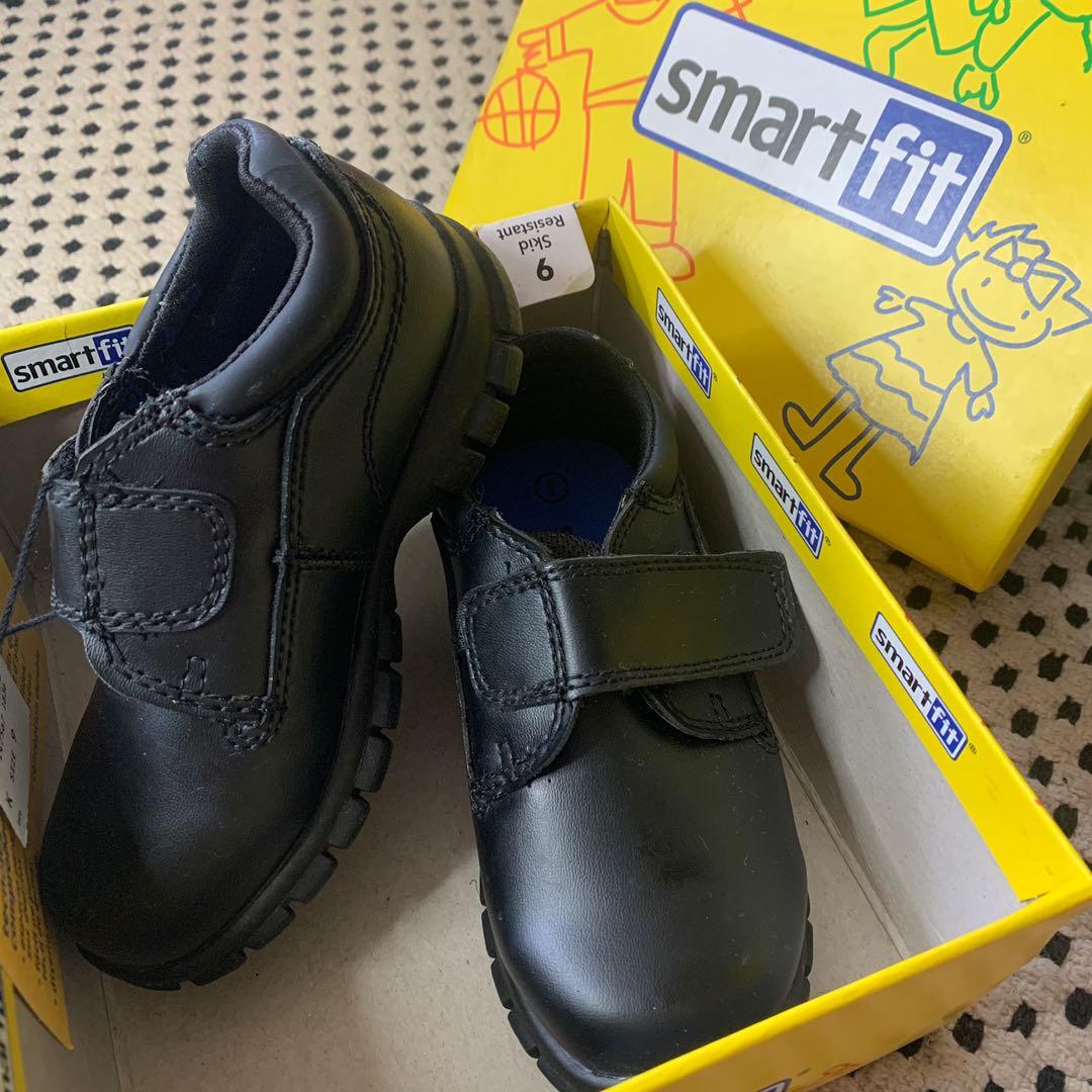 Infant size 9 black school shoes Outlet