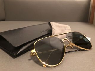 （分類：）位於 。 由 celiangaaaaaa 提交（商品編號 1052725299，圖片 1）。簡介： 。