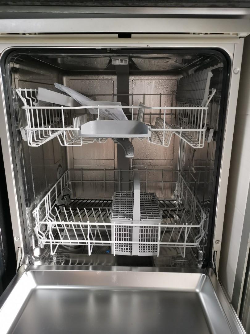 Bosch Dishwasher Series 4, TV & Home Appliances, Washing Machines and