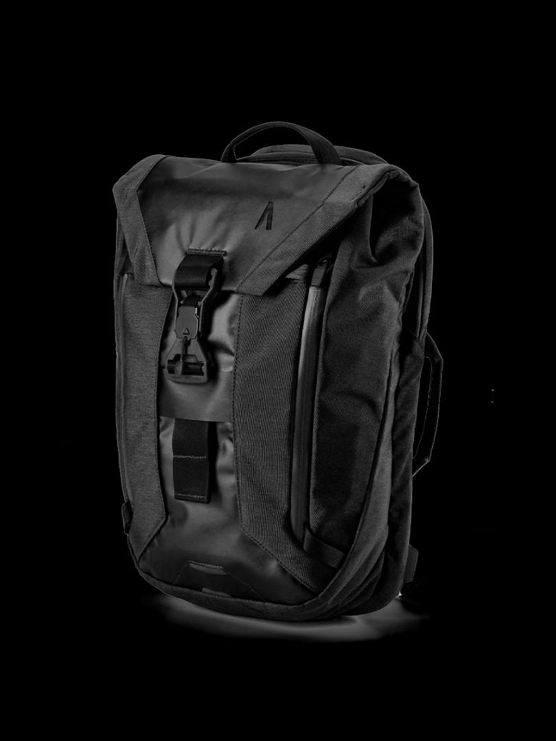Arclite sling pack review top