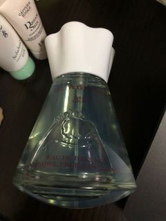 （分類：）位於 。 由 madyyyyy 提交（商品編號 1052688501，圖片 1）。簡介： 。