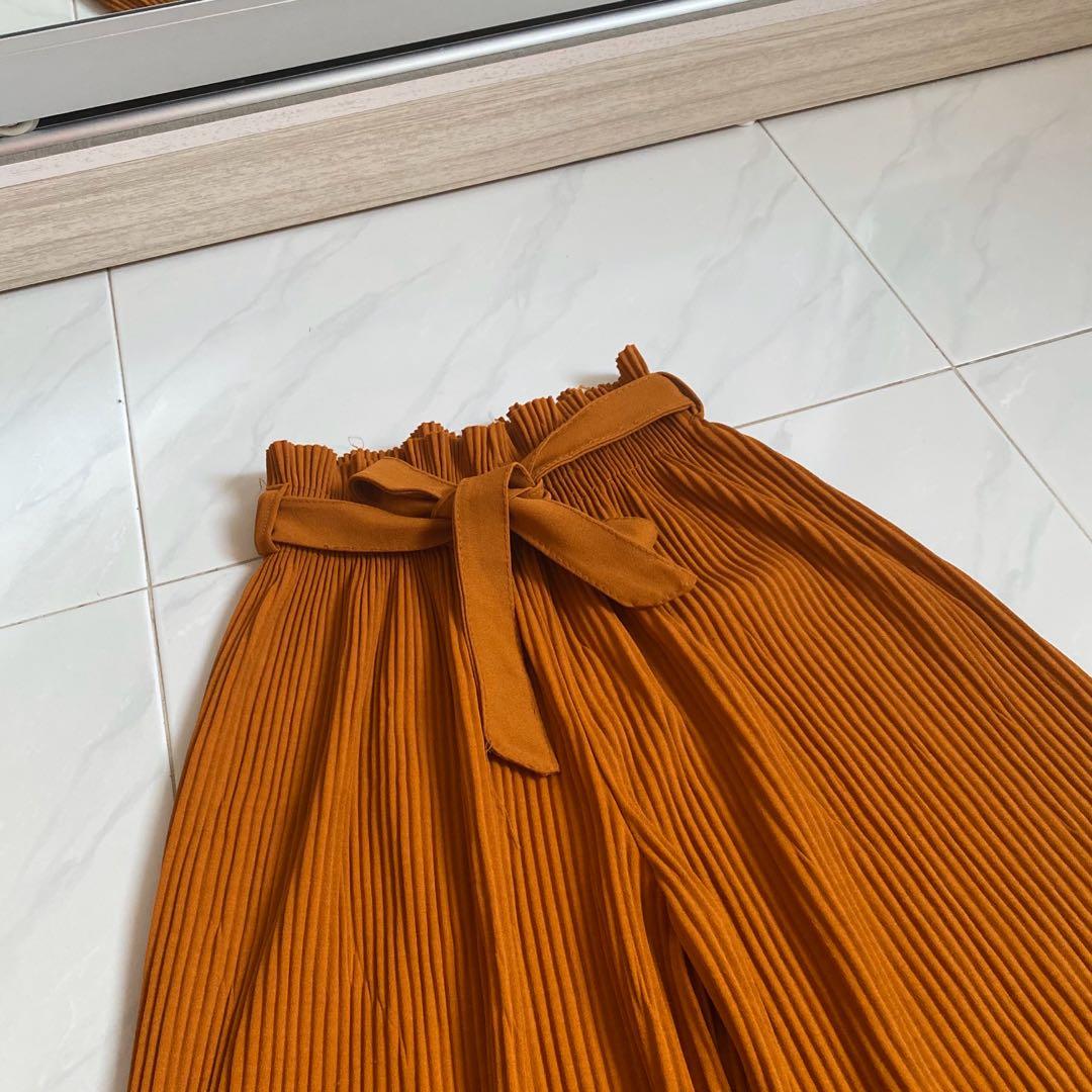 Burnt Orange Pleated Wide Leg Pants 