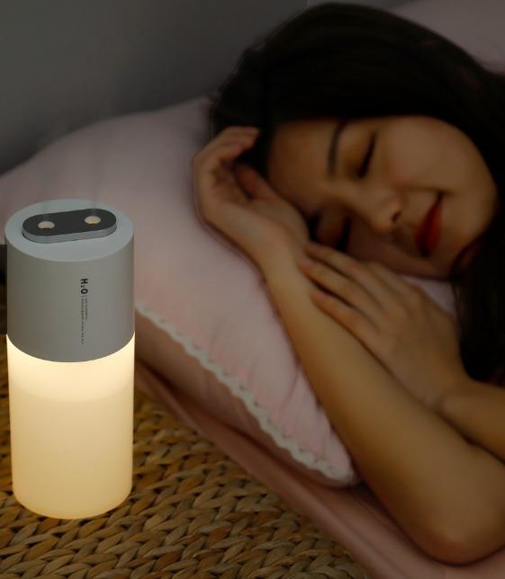 Double Spray 400ml Air Humidifier Aroma Diffuser (Category: Fans) located in Quezon City. Submitted by curatedbygel (Listing ID 1052687271, Image 1). Description: #25xmas.