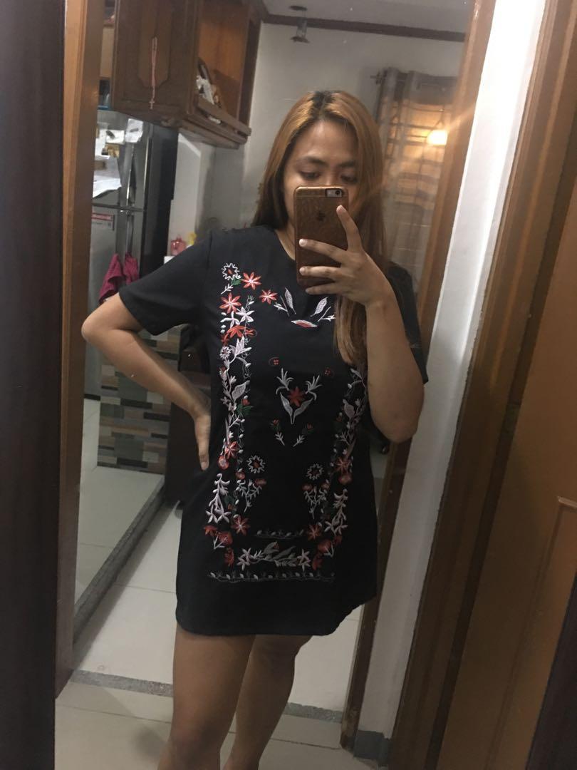 Embroided Bangkok Dress (Category: Dresses) located in Manila. Submitted by slayit.co (Listing ID 1052612363, Image 2). Description: Used for 3-5 times only. Good as new. Can fit Medium-Large. RFS: decluttering.