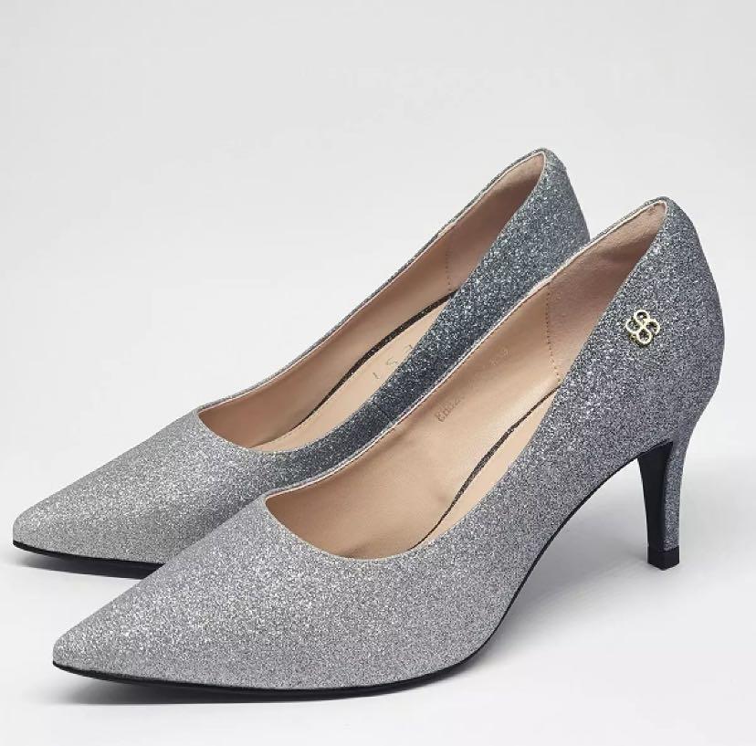 Glitter top mid heels