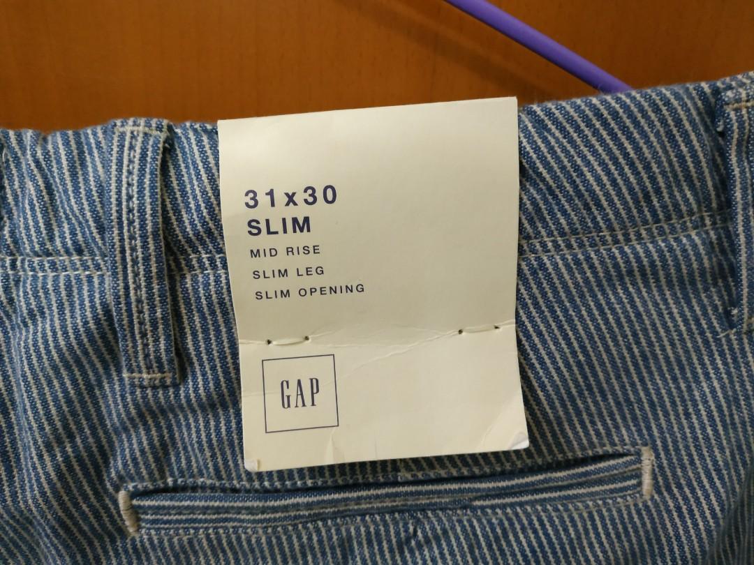 GAP （分類：西裝）位於 Hong Kong。 由 tong74 提交（商品編號 1052729930，圖片 3）。簡介： 全新!!!未剪牌 GAP 男裝長褲 藍白間條,100%全綿 31 x 30 中腰 Slim leg, Slim Opening。