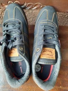 levis boots sale