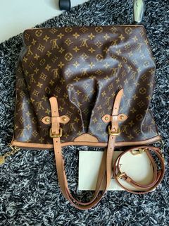 (Category: ) located in . Submitted by bagspace_shop (Listing ID 1052669087, Image 1). Description: .