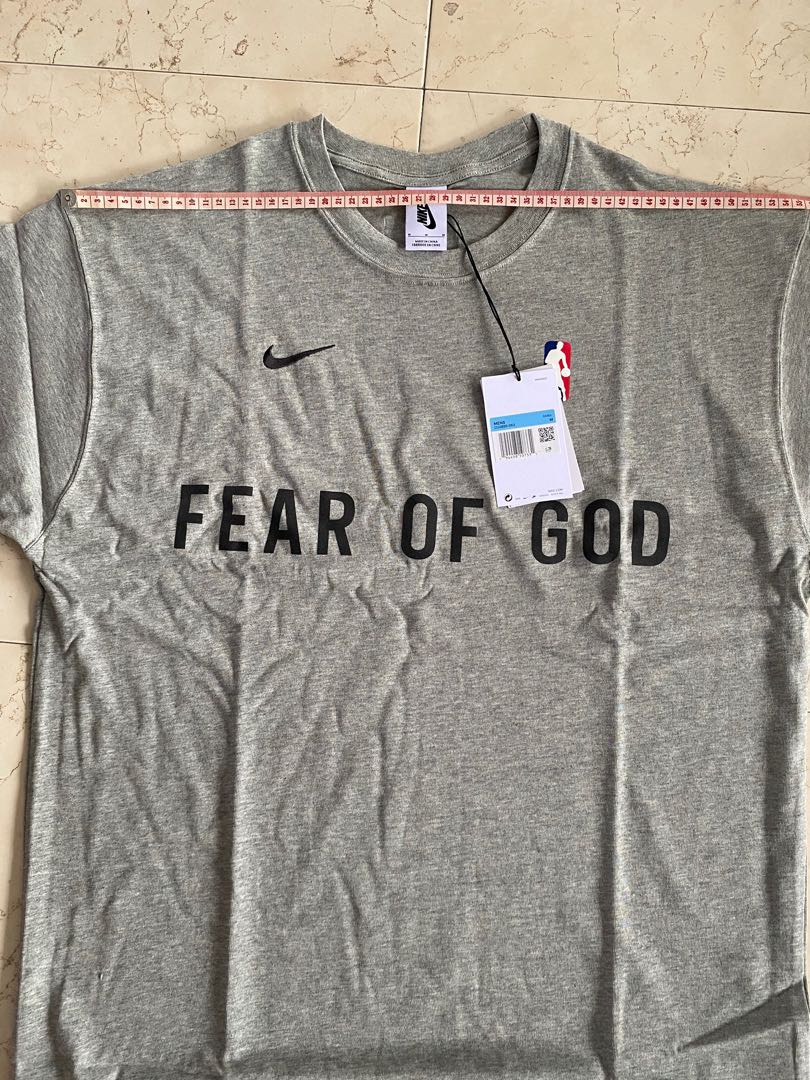 size M  nike  fear of god tee