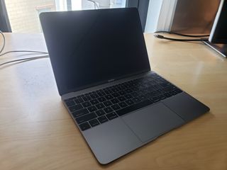（分類：）位於 。 由 m.2024 提交（商品編號 1052572869，圖片 1）。簡介： 。