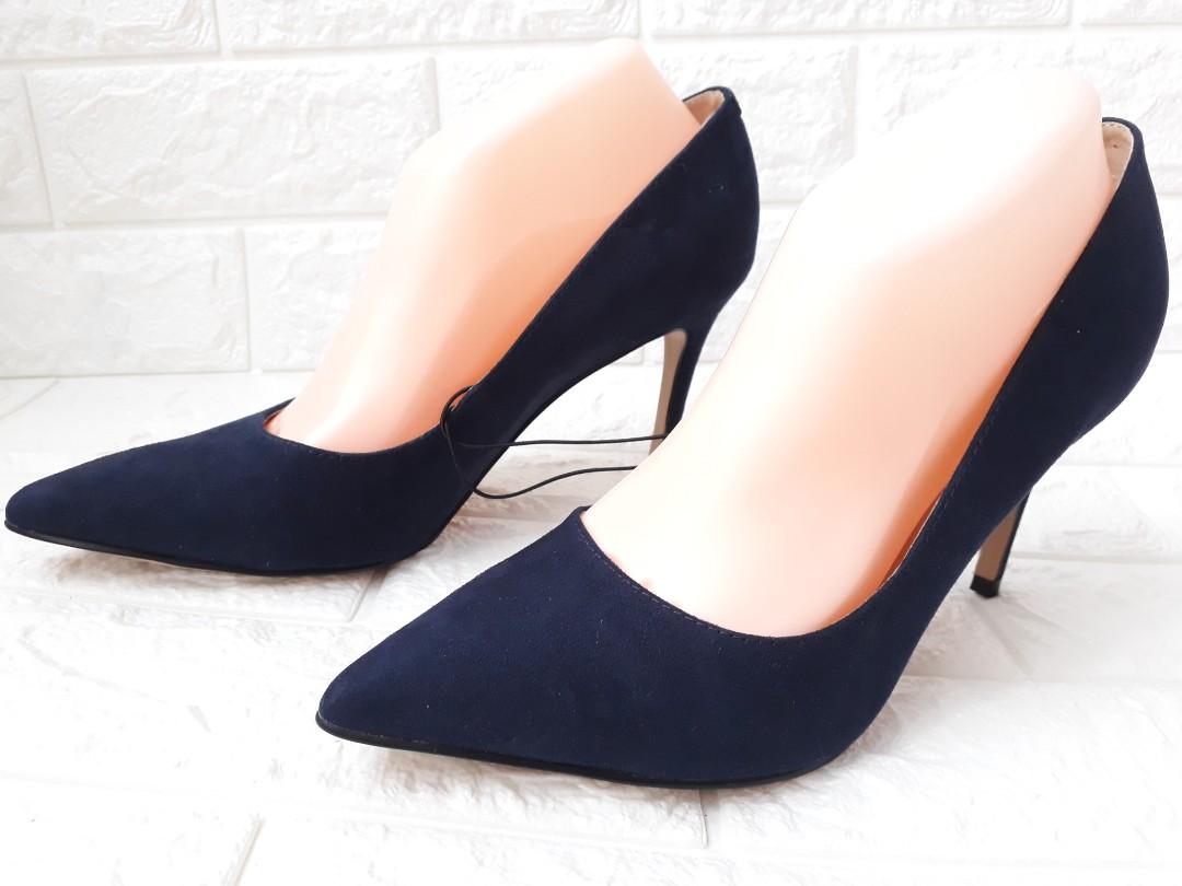 Marc fisher arren sandal sales