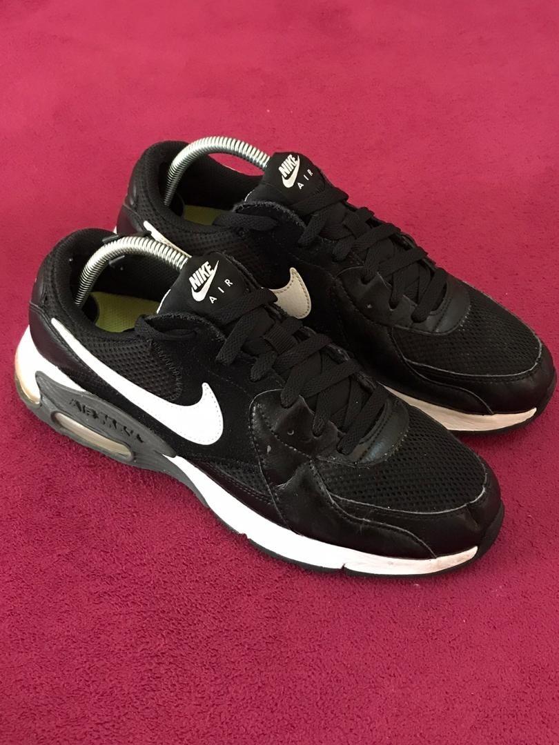 tapak kasut nike air max