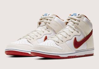 (Category: ) located in . Submitted by sneakersgthings (Listing ID 1052623980, Image 1). Description: .