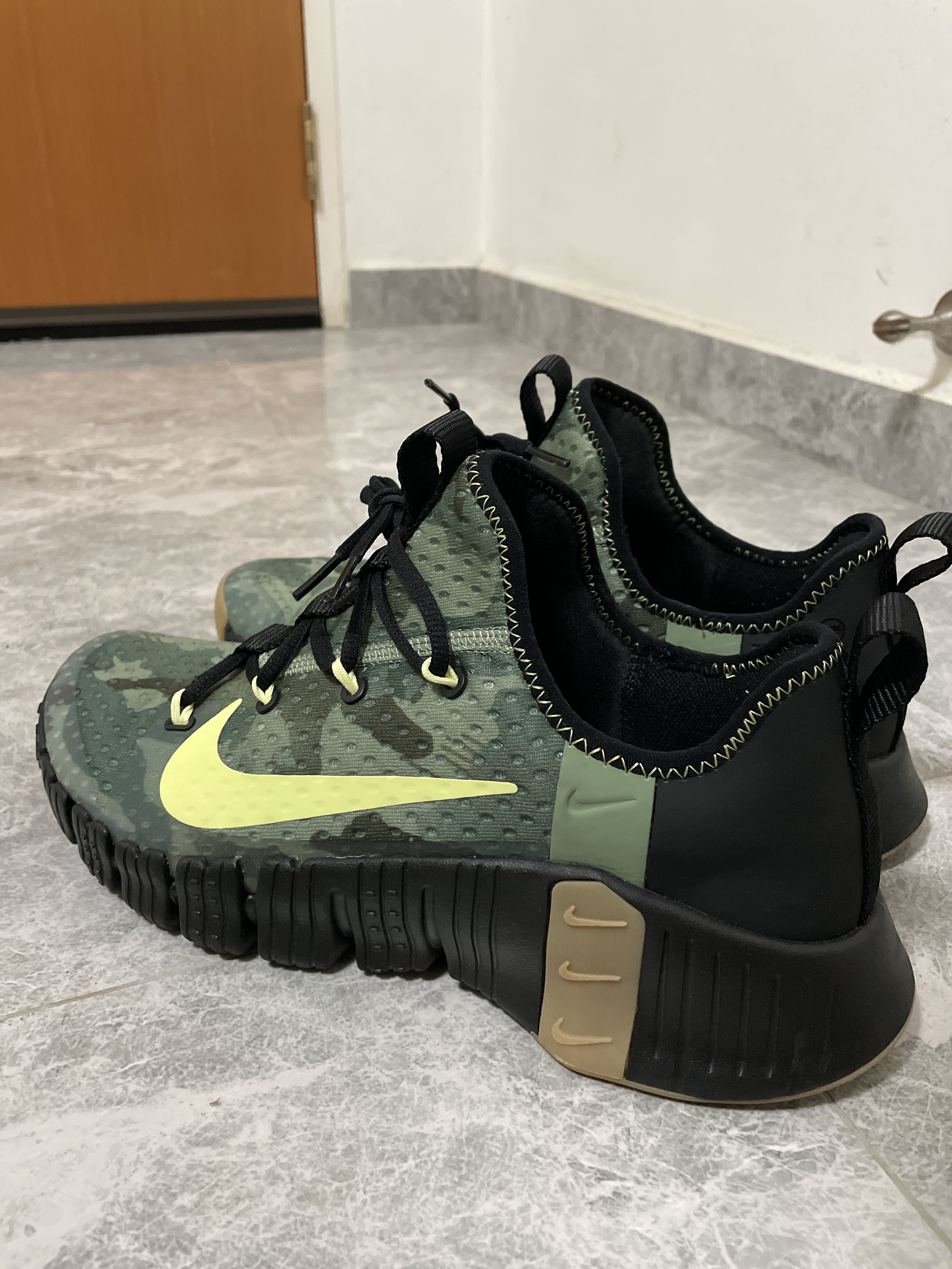 Nike Free Metcon 3 Camo Men s Fashion Footwear Sneakers on