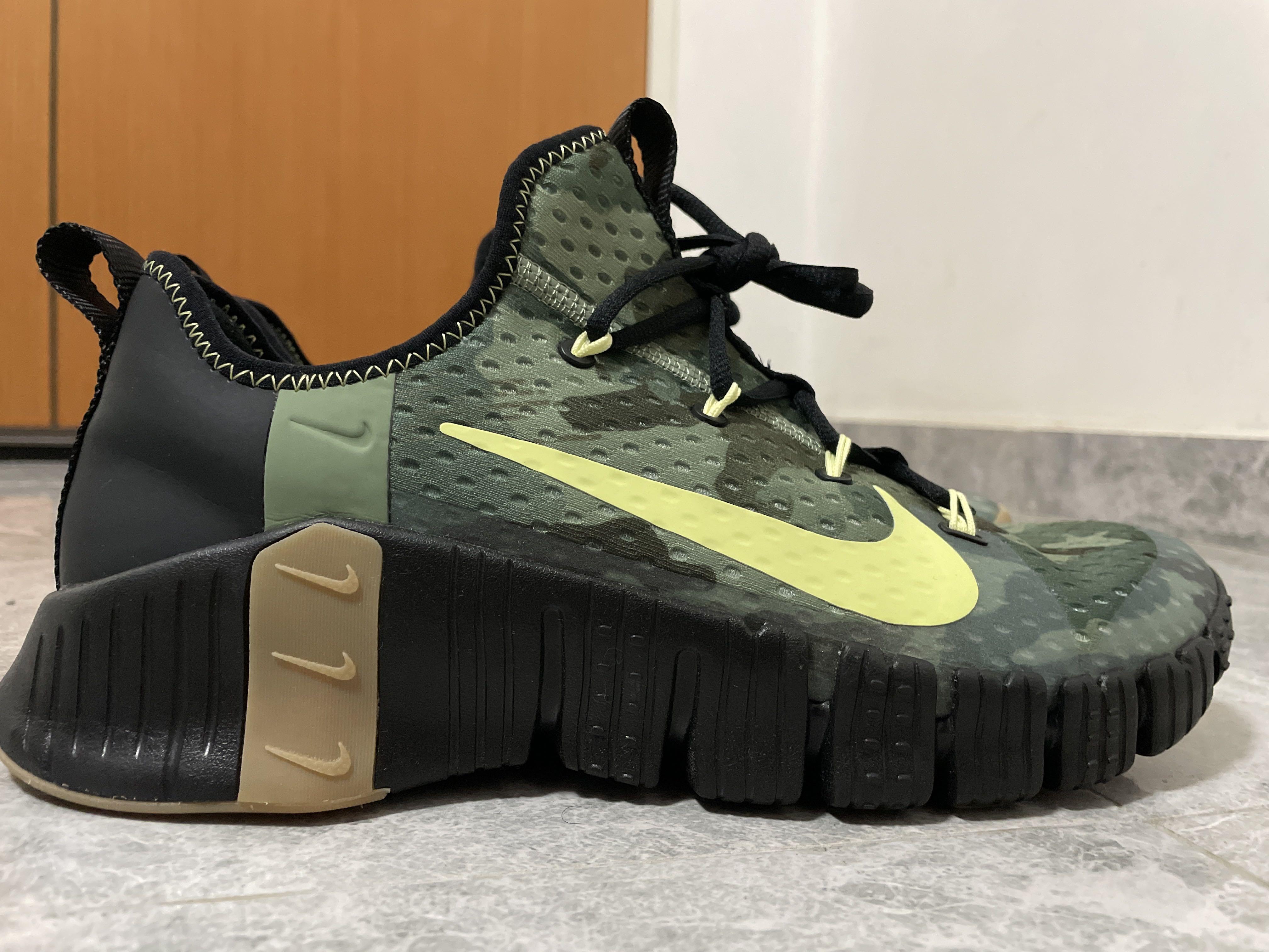 Free metcon camo clearance