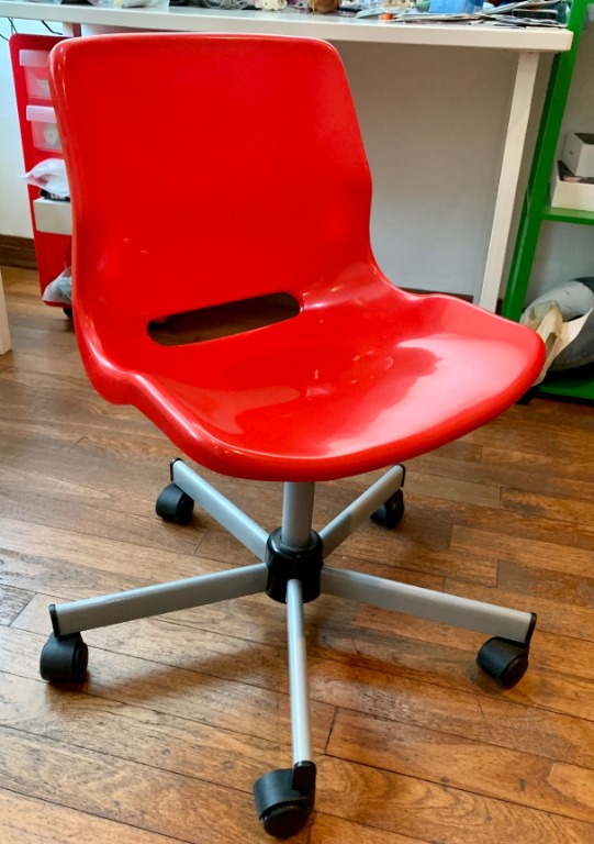 Plastic Chair on Wheels, Babies & Kids, Baby Nursery & Kids Furniture