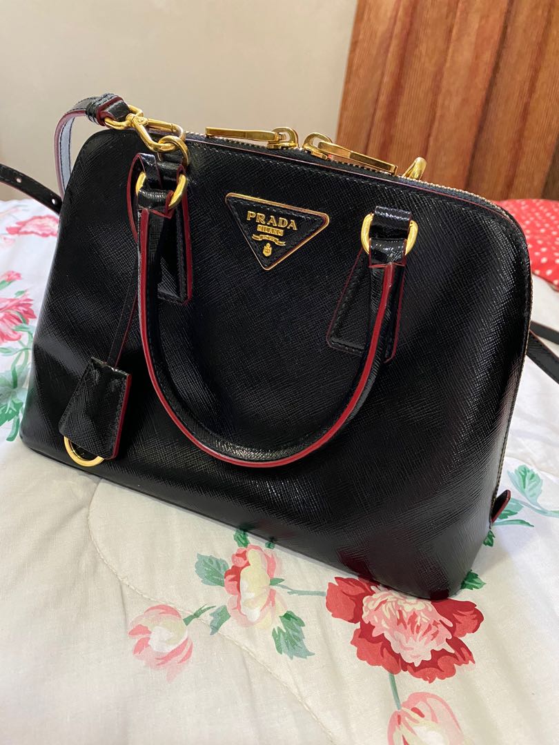 Prada best sale saffiano vernic