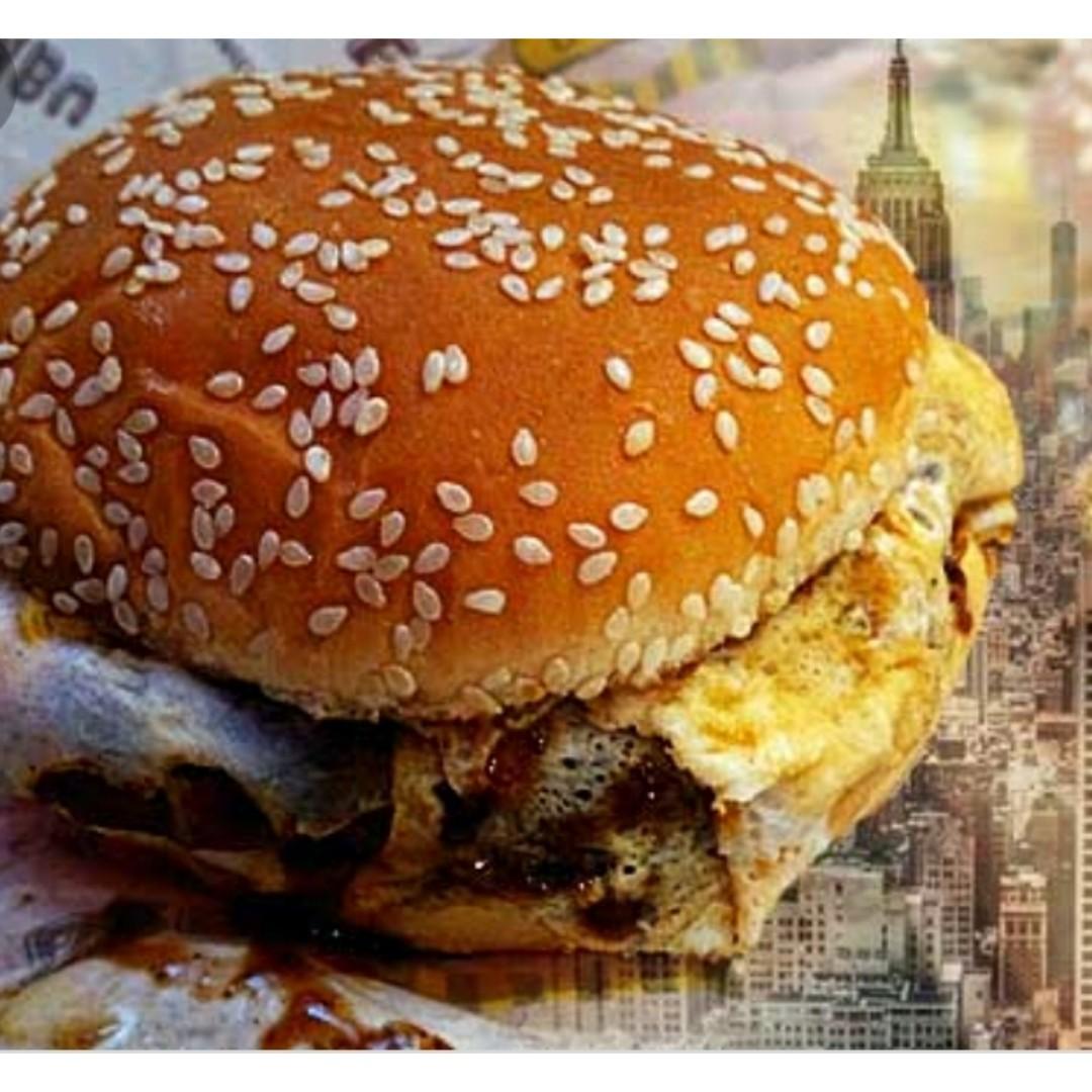 Ramly Burger Food Drinks Local F Bs Halal On Carousell