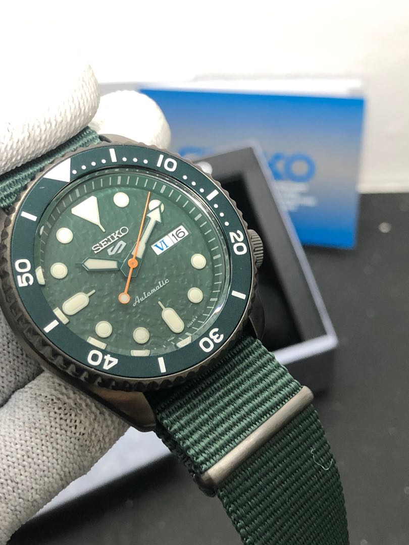 Qoo10 - SEIKO 5 SNZG09 SNZG09K1 Army Style Automatic 23 Jewel Men Watch  Green  : Watches