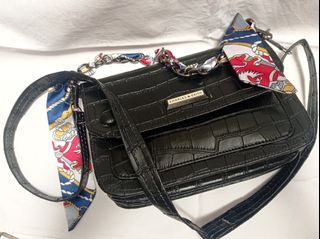 (Kategori: ) berada di . Dikirim oleh findthings.corner (ID iklan 1052608257, Gambar 1). Deskripsi: .