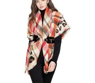 Vince Camuto Reversible blanket/scarf wrap