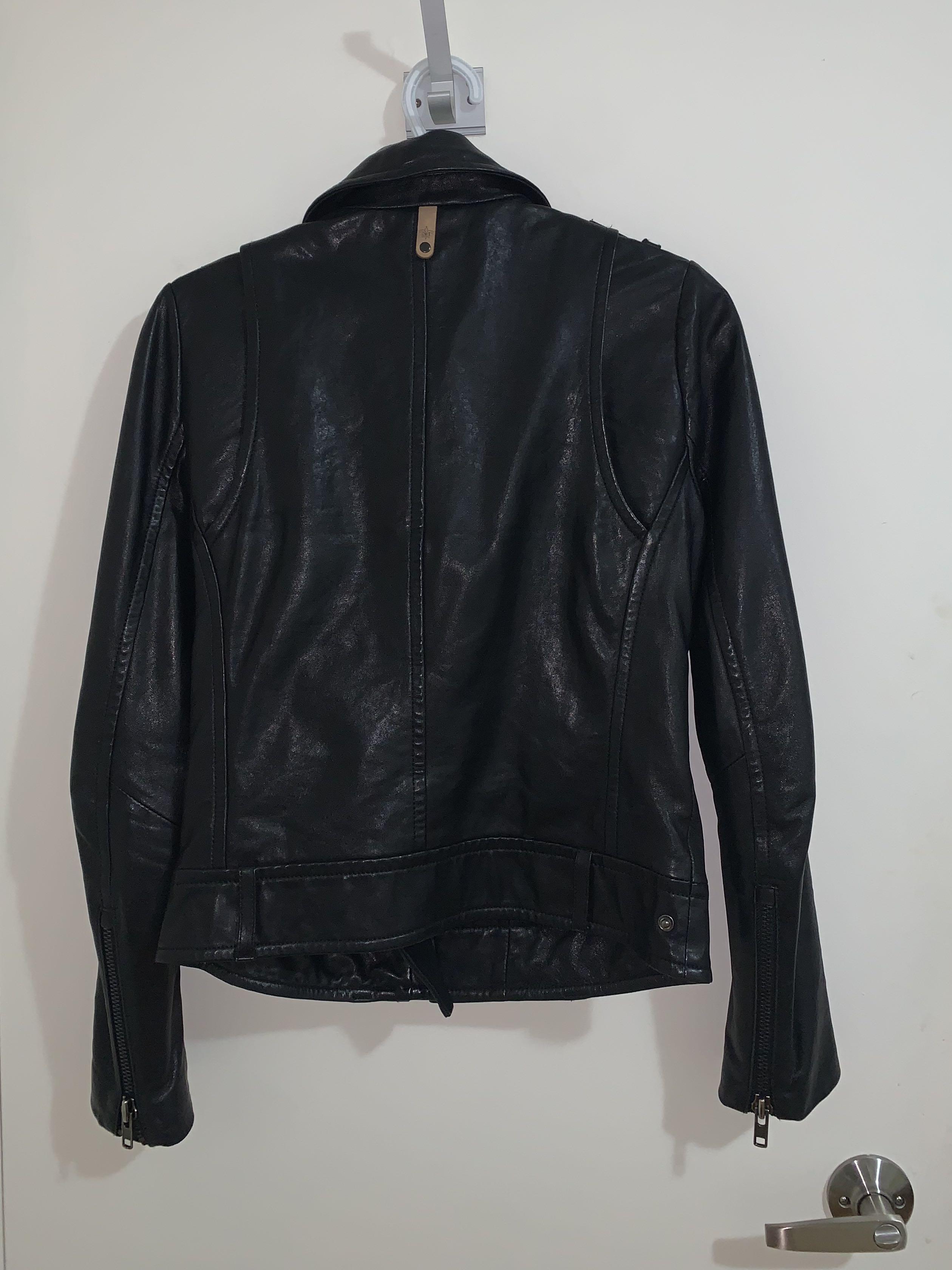 Aritzia x Mackage Florica Leather Jacket Women s Fashion Clothes on Carousell