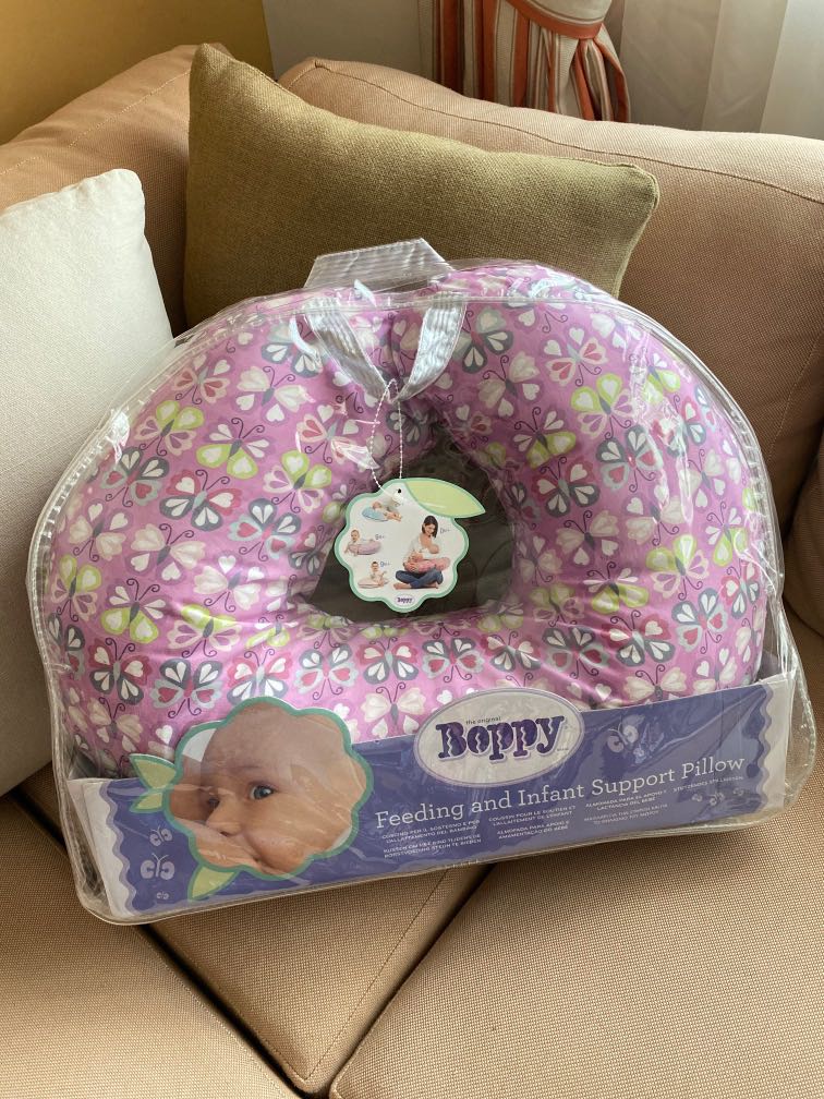 boppy feeding pillow