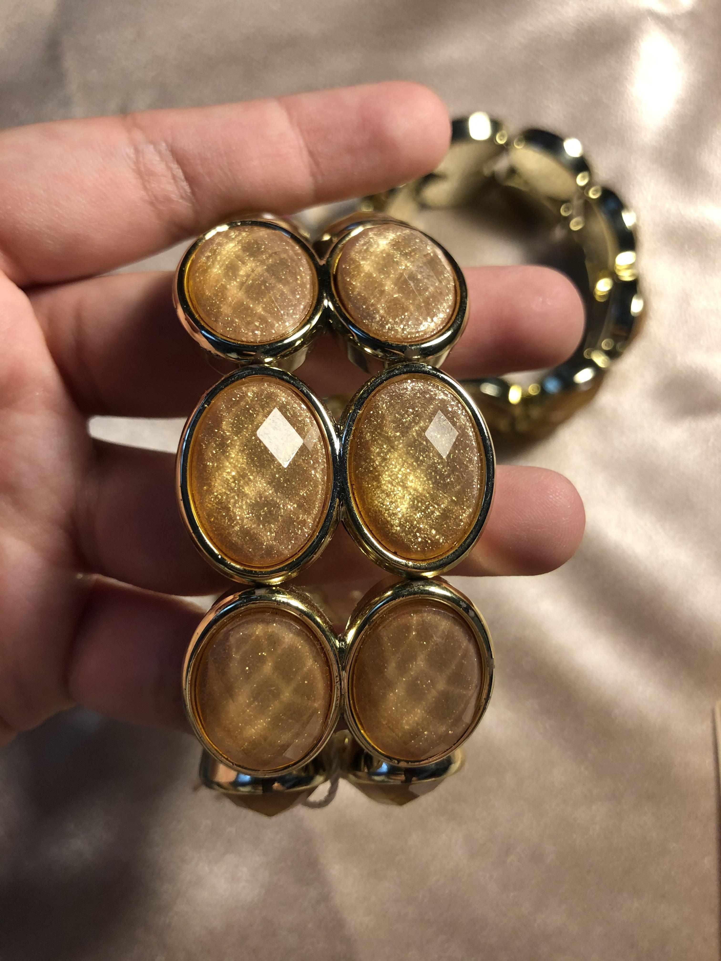 Bracelets (Category: Bracelets) located in Singapore. Submitted by nurin.02 (Listing ID 1046797189, Image 3). Description: Bought long time ago, so the bracelet has abit of defects but its unnoticeable ctb for more pics .