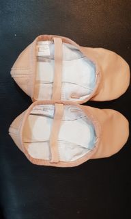 (Category: ) located in . Submitted by babychip (Listing ID 1046810336, Image 1). Description: .