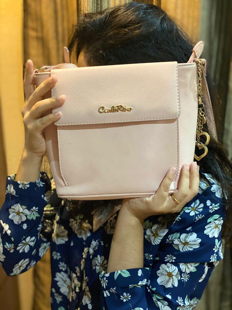 Carlo Rino soft light pink sling bag