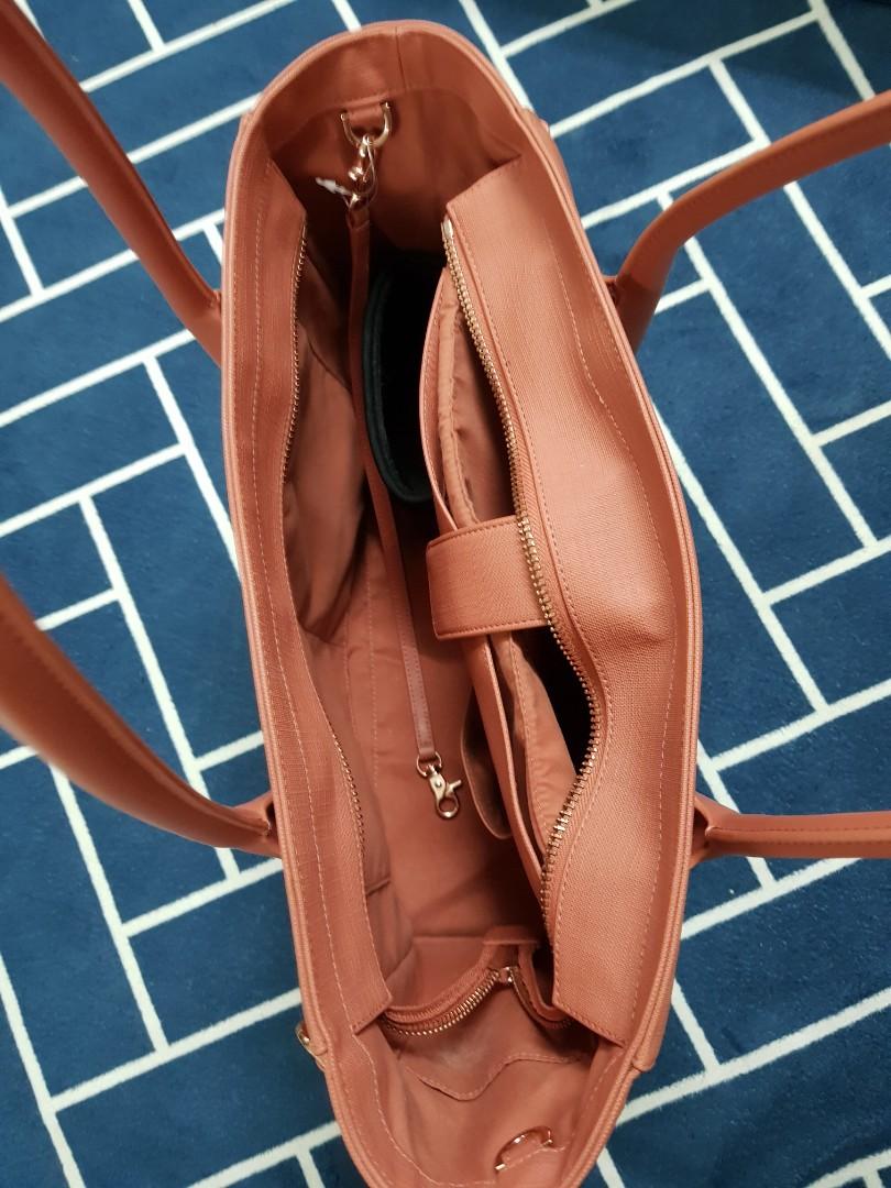 Dagne dover legend tote online