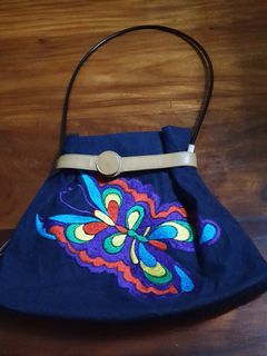 (Category: ) located in . Submitted by sluna28 (Listing ID 1046757437, Image 1). Description: .