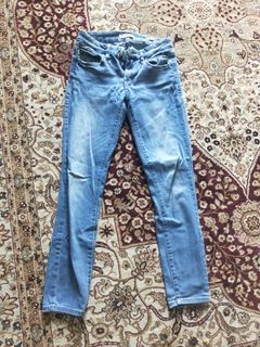 (Category: ) located in . Submitted by eydaahmad89 (Listing ID 1046738812, Image 1). Description: .