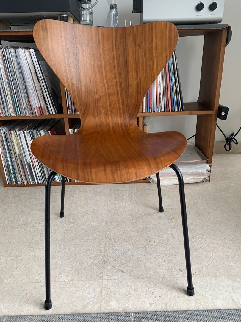 HipVan Series 7-inspired chair, Furniture & Home Living, Furniture ...