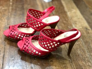 impo red sandals