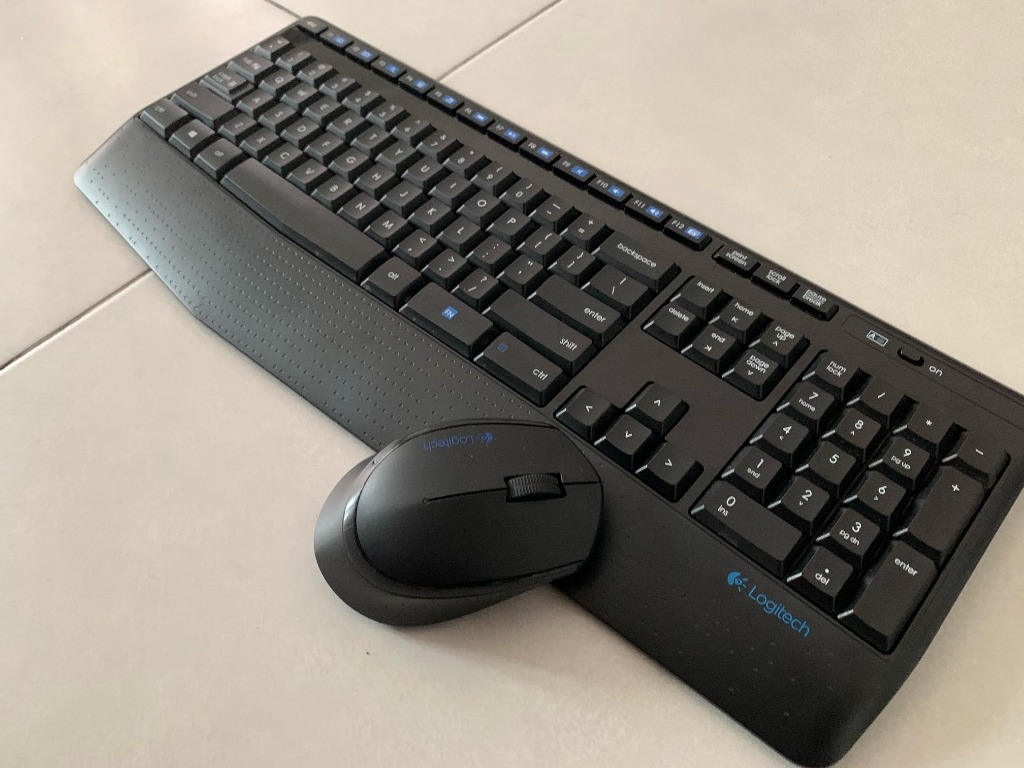 Logitech 345 store combo