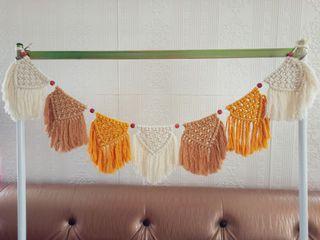 Macrame banner