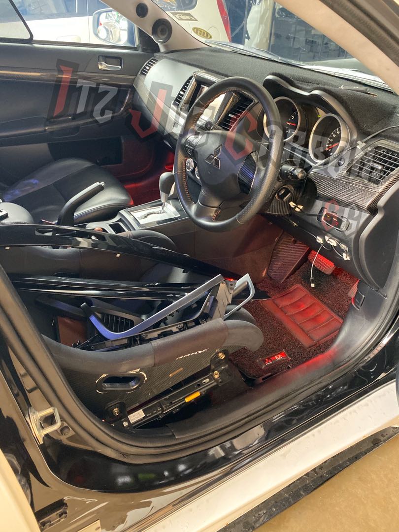 Mitsubishi Lancer EX Carbon fibre interior set, Car Accessories, Accessories on Carousell