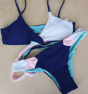 (Category: ) located in . Submitted by dailydoseofbliss (Listing ID 1046878870, Image 1). Description: .