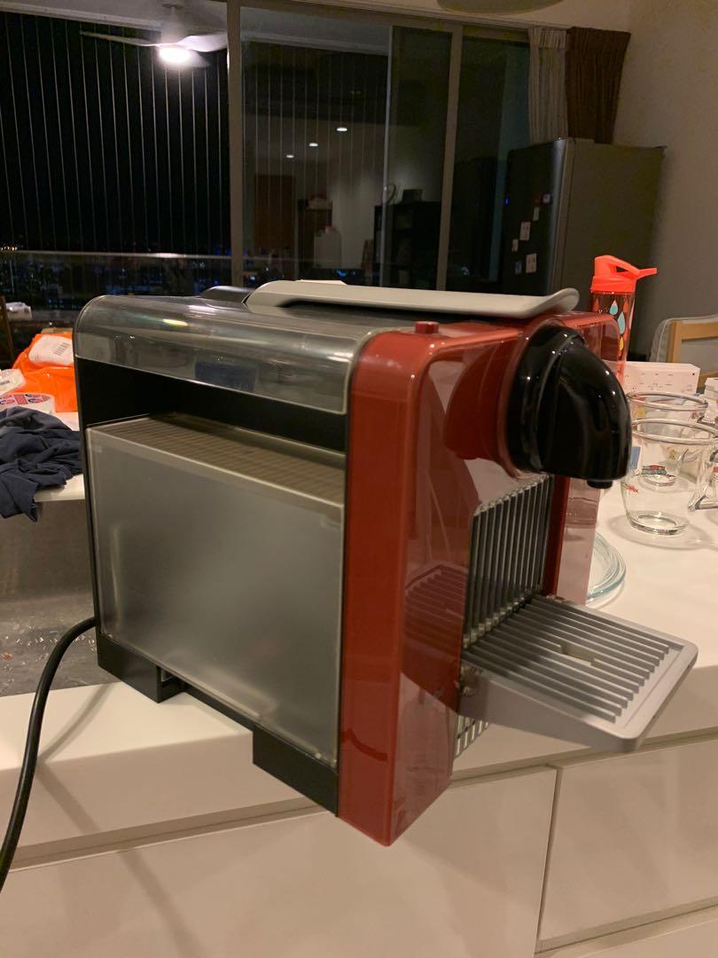 Nespresso Le Cube Coffee Machine, TV & Home Appliances, Kitchen